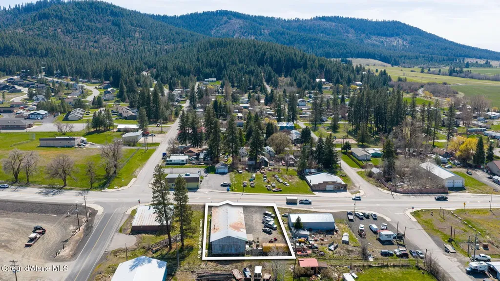 9719 W F Street Worley ID 83876