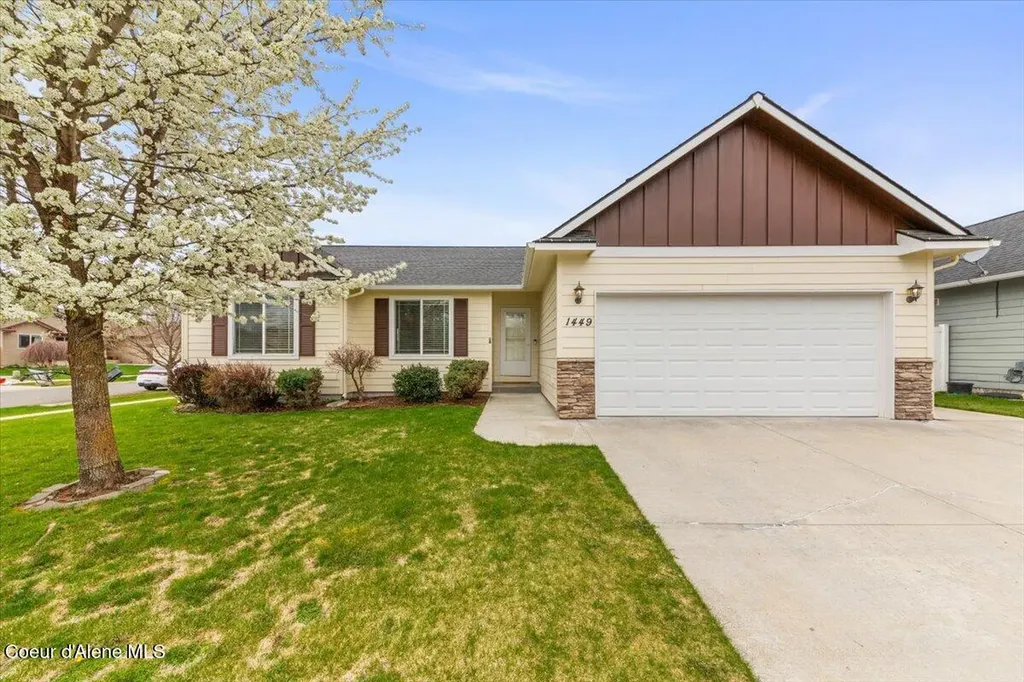 1449 N Moonstone Street Post Falls ID 83854