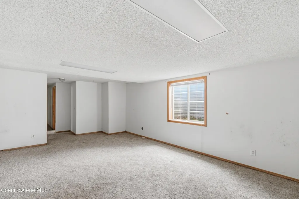 11865 N Forest Road Hayden ID 83835