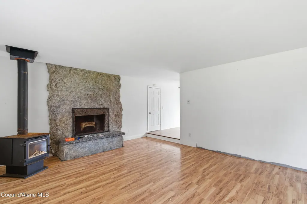 11865 N Forest Road Hayden ID 83835