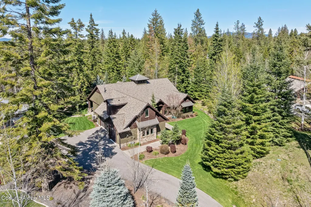 11205 N Arctic Falls Loop Hayden ID 83835