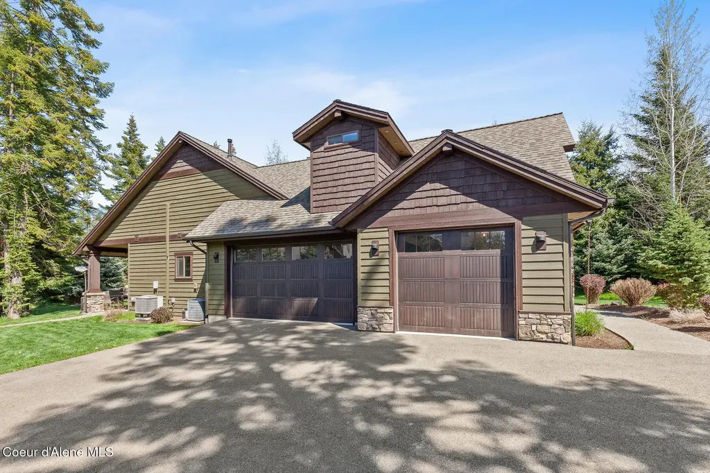 11205 N Arctic Falls Loop Hayden ID 83835