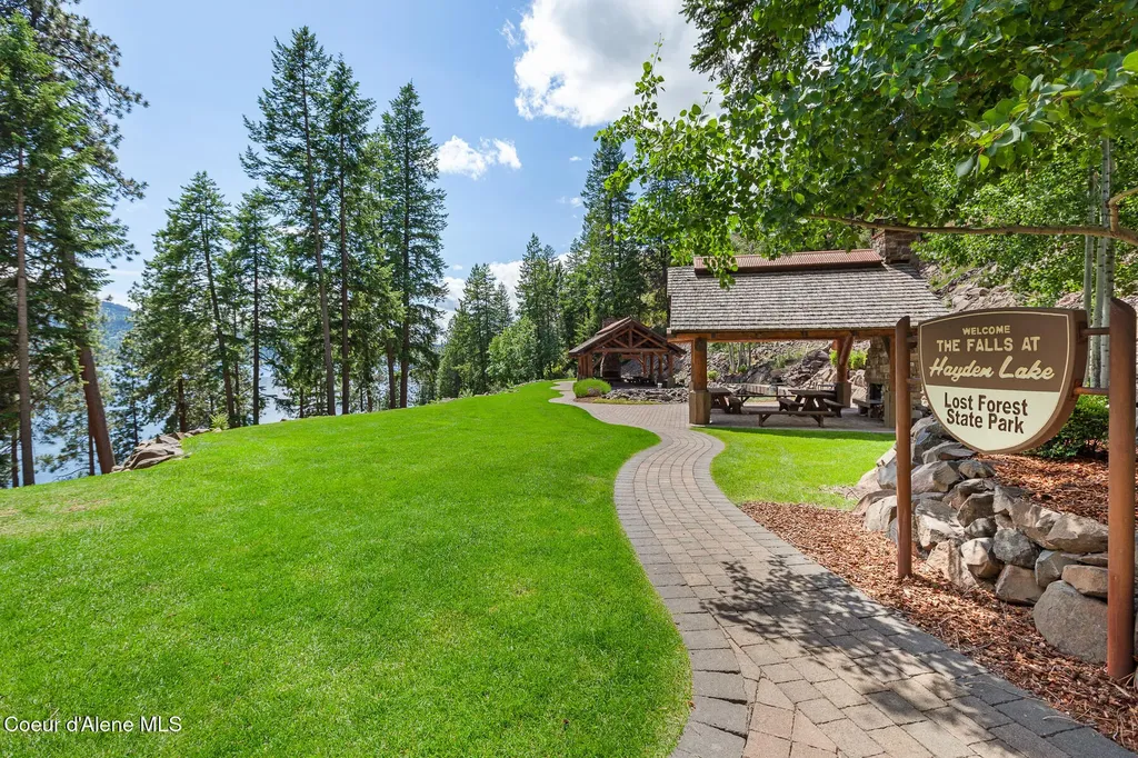11205 N Arctic Falls Loop Hayden ID 83835