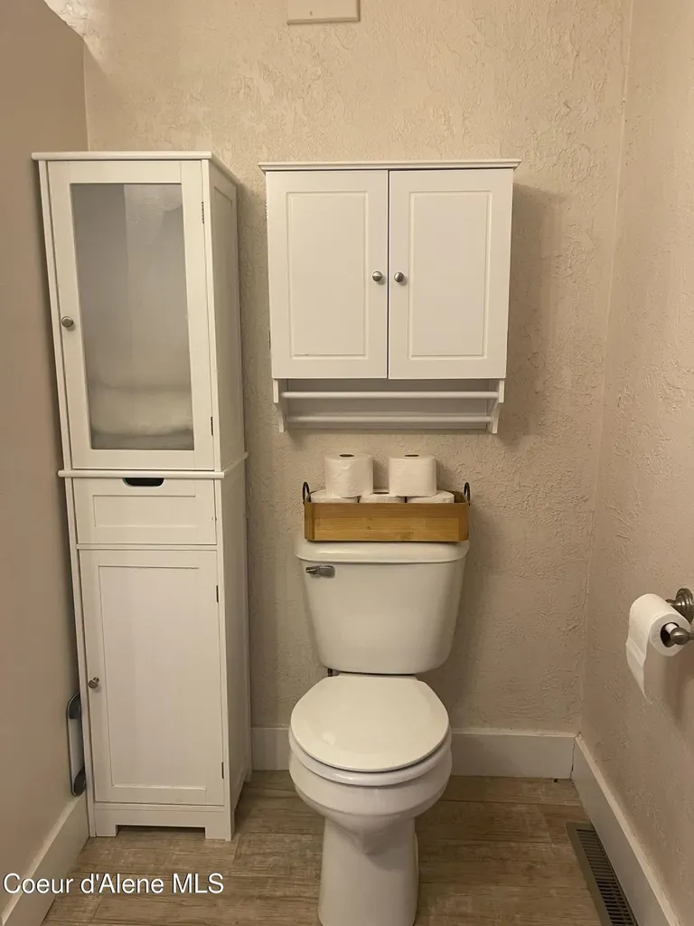 6645 Alderson Lane Bonners Ferry ID 83805