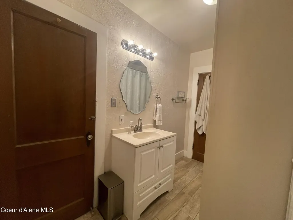 6645 Alderson Lane Bonners Ferry ID 83805