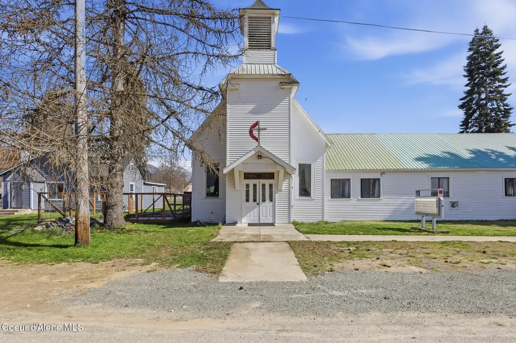 116 W 2nd Avenue Clark Fork ID 83811