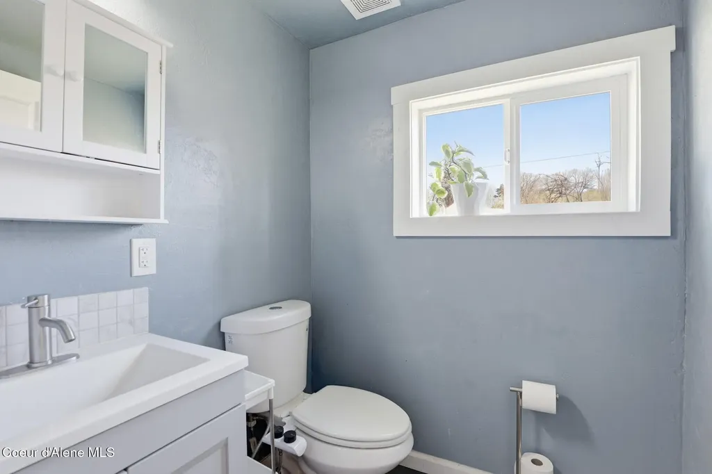 116 W 2nd Avenue Clark Fork ID 83811
