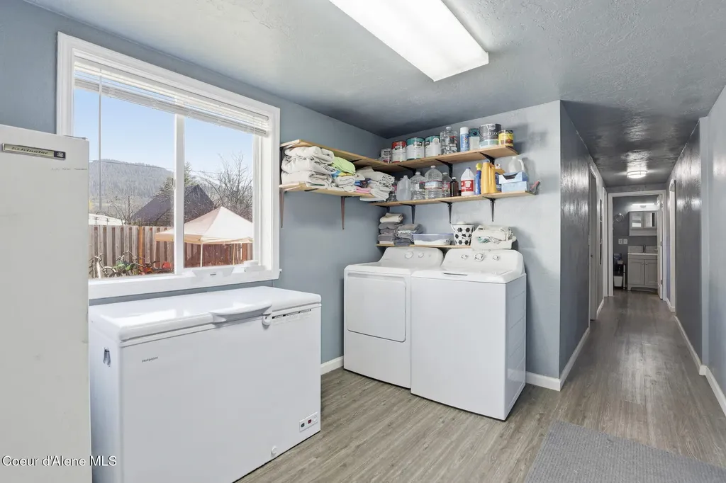 116 W 2nd Avenue Clark Fork ID 83811
