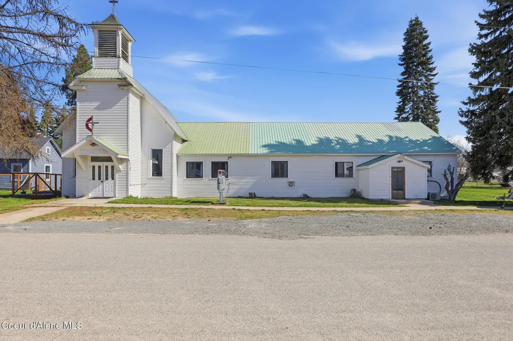116 W 2nd Avenue Clark Fork ID 83811