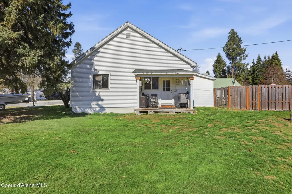 116 W 2nd Avenue Clark Fork ID 83811