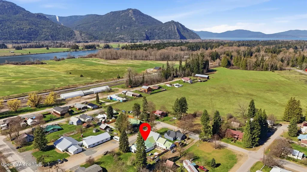 116 W 2nd Avenue Clark Fork ID 83811