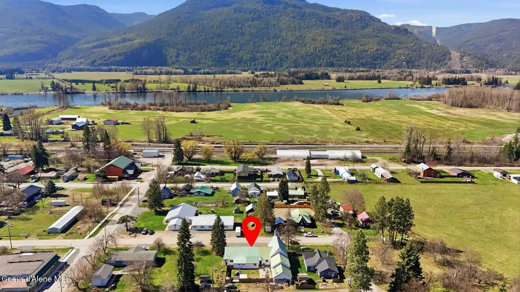 116 W 2nd Avenue Clark Fork ID 83811
