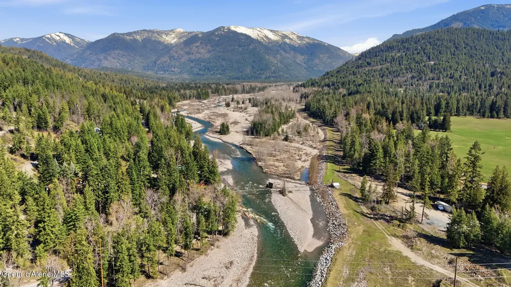 116 W 2nd Avenue Clark Fork ID 83811