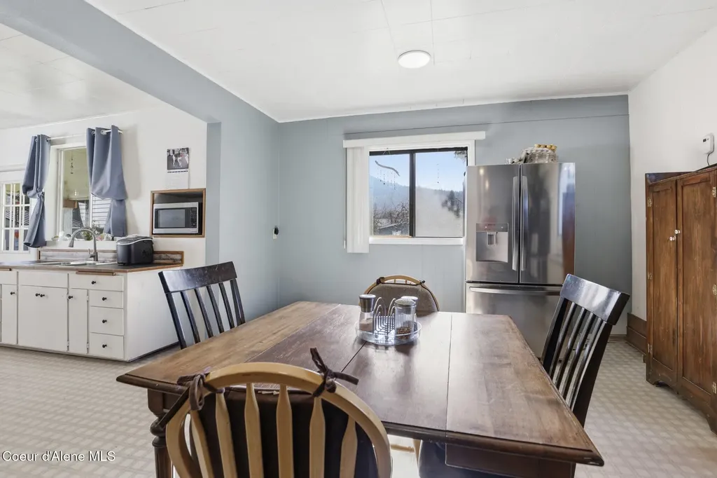 116 W 2nd Avenue Clark Fork ID 83811
