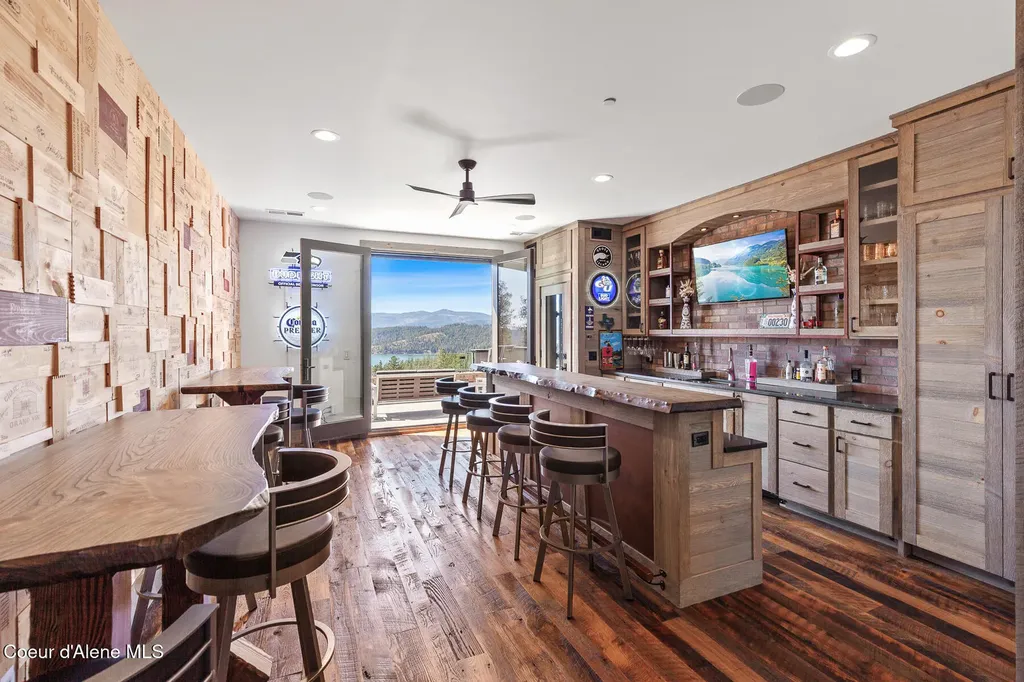 6007 S Grainger Court Harrison ID 83833