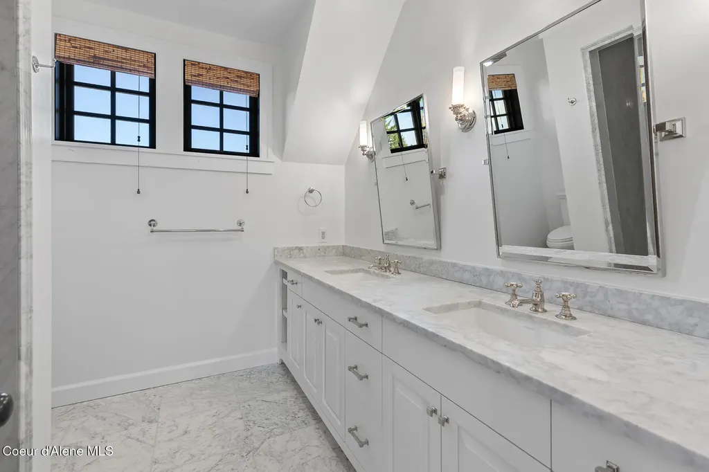 6007 S Grainger Court Harrison ID 83833