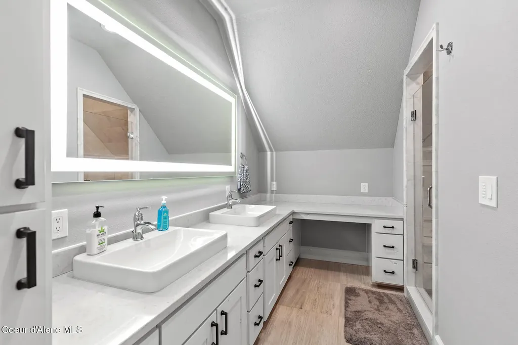 6007 S Grainger Court Harrison ID 83833