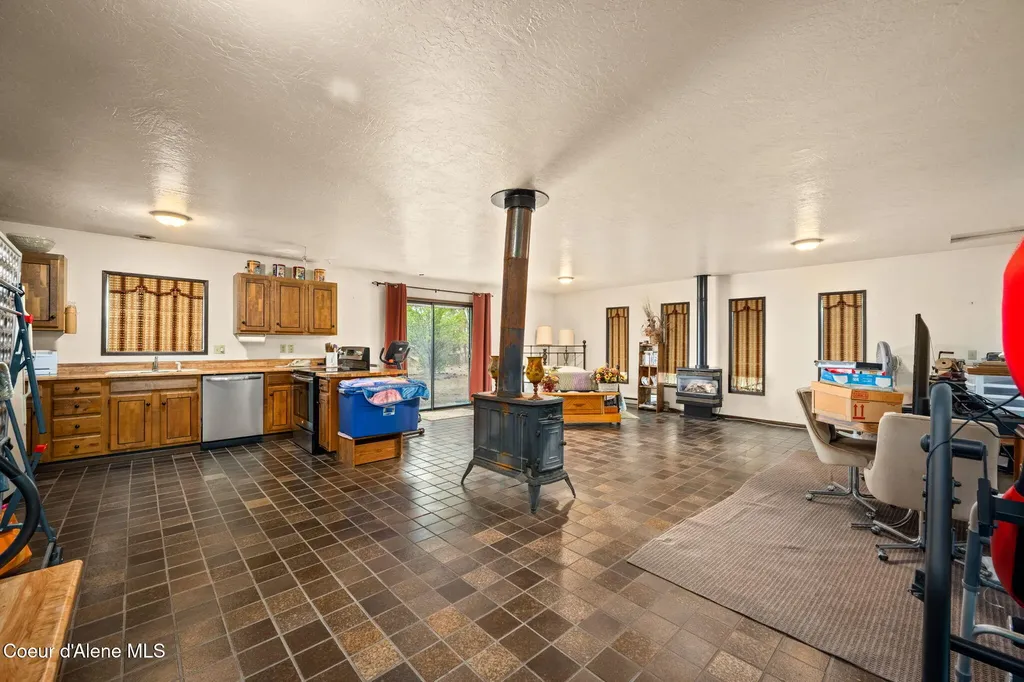 11470 N Church Road Rathdrum ID 83858