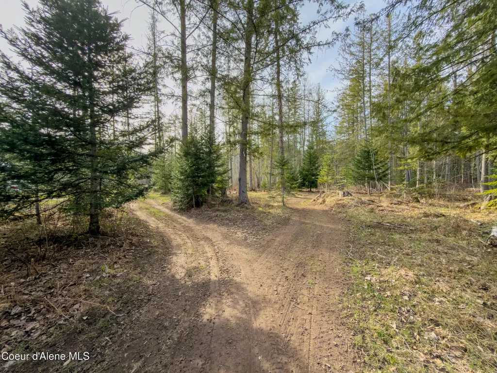 488988 U.s. 95 Sandpoint ID 83864