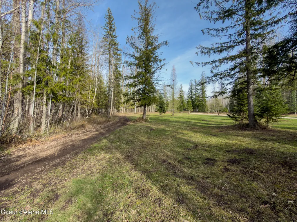 488988 U.s. 95 Sandpoint ID 83864
