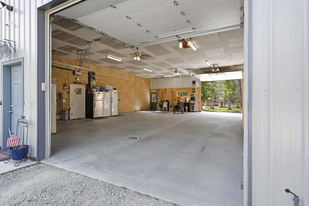 488988 U.s. 95 Sandpoint ID 83864