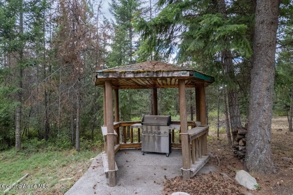 26749 N Rourke Road Spirit Lake ID 83869