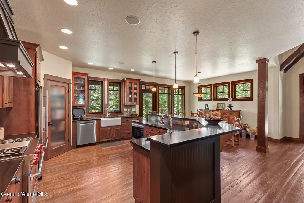 4456 E Eagles Mere Road Harrison ID 83833