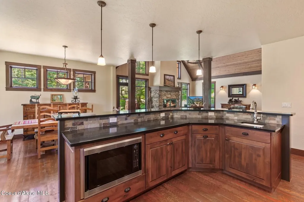 4456 E Eagles Mere Road Harrison ID 83833