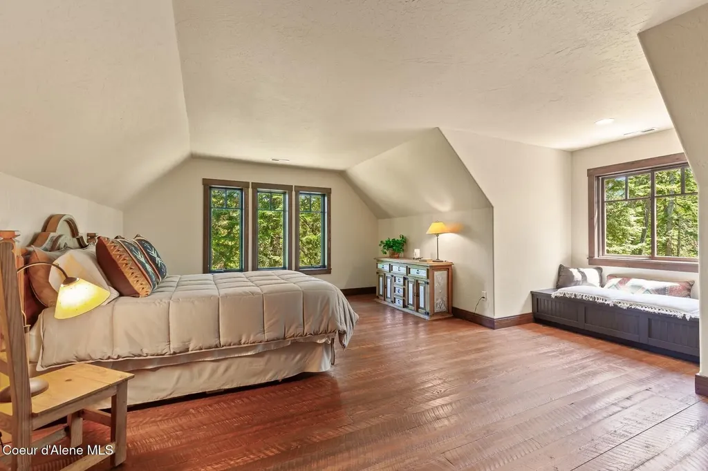 4456 E Eagles Mere Road Harrison ID 83833