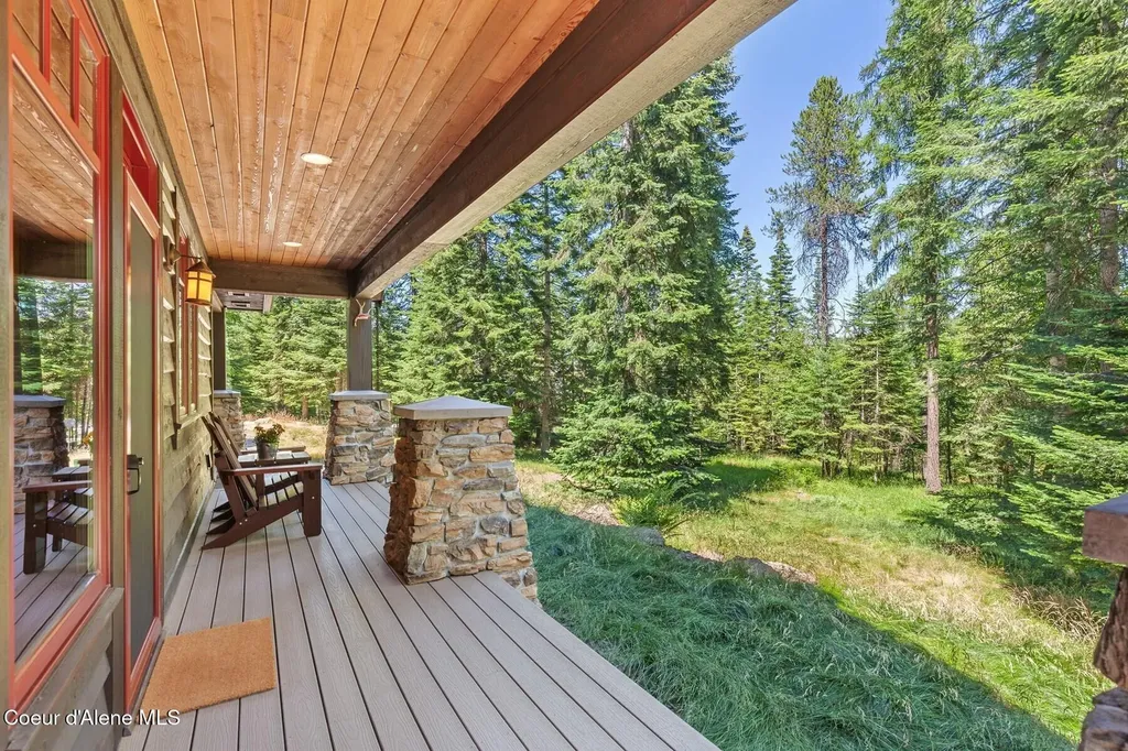 4456 E Eagles Mere Road Harrison ID 83833