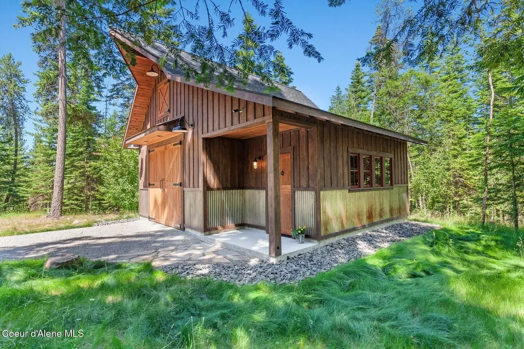 4456 E Eagles Mere Road Harrison ID 83833