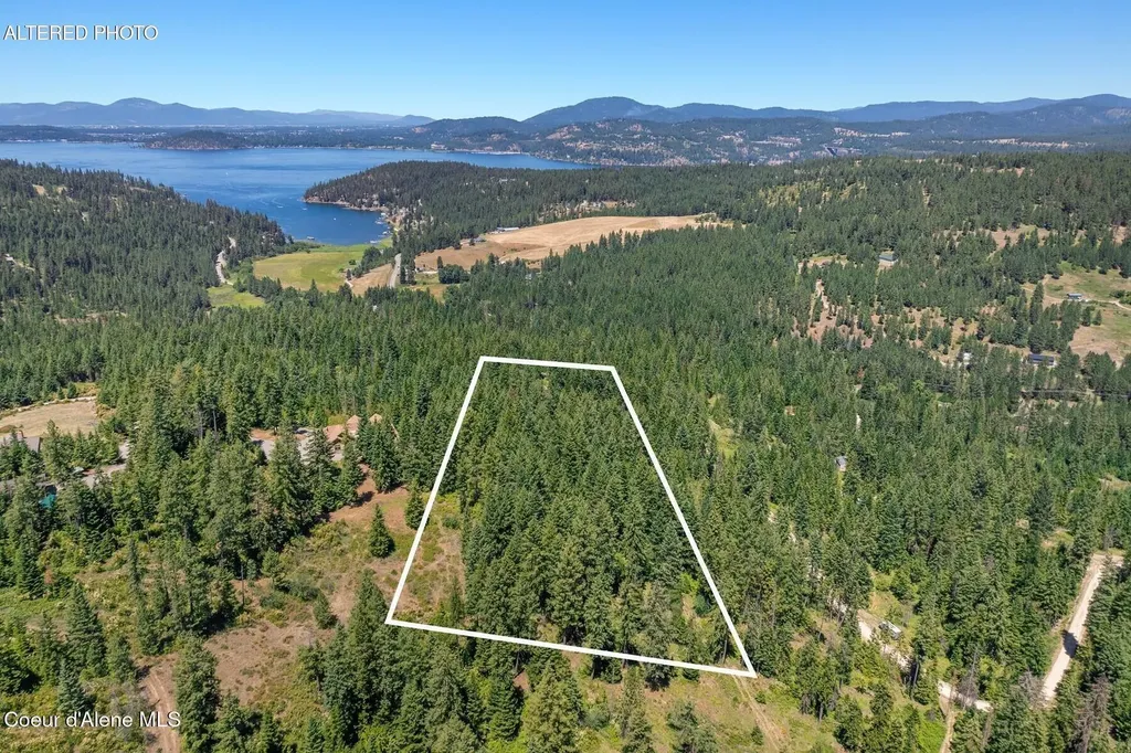4456 E Eagles Mere Road Harrison ID 83833