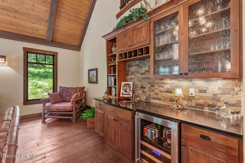 4456 E Eagles Mere Road Harrison ID 83833