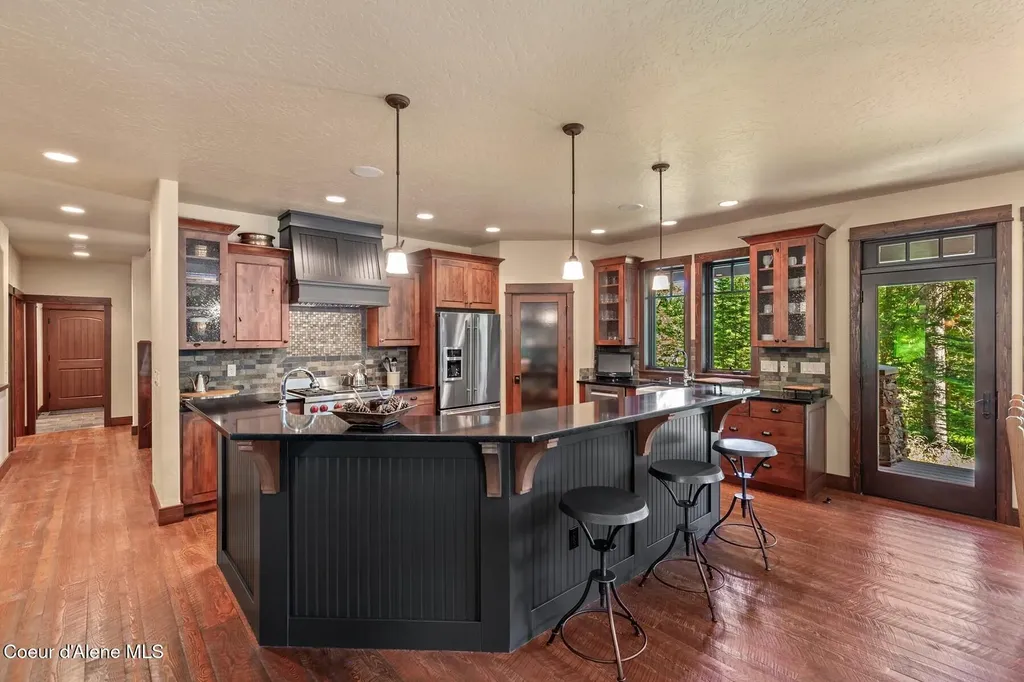4456 E Eagles Mere Road Harrison ID 83833