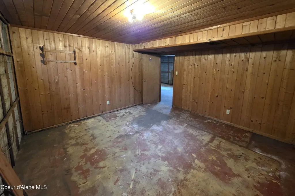 315 E Oak Avenue Osburn ID 83849