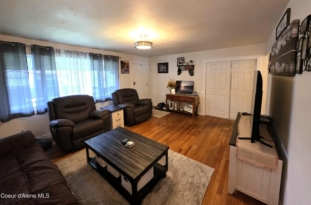 315 E Oak Avenue Osburn ID 83849