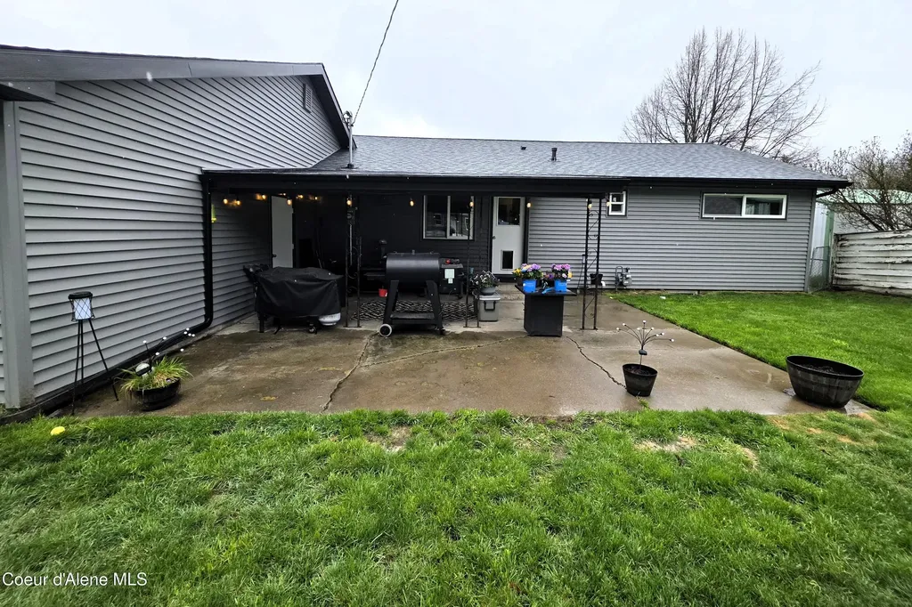 315 E Oak Avenue Osburn ID 83849