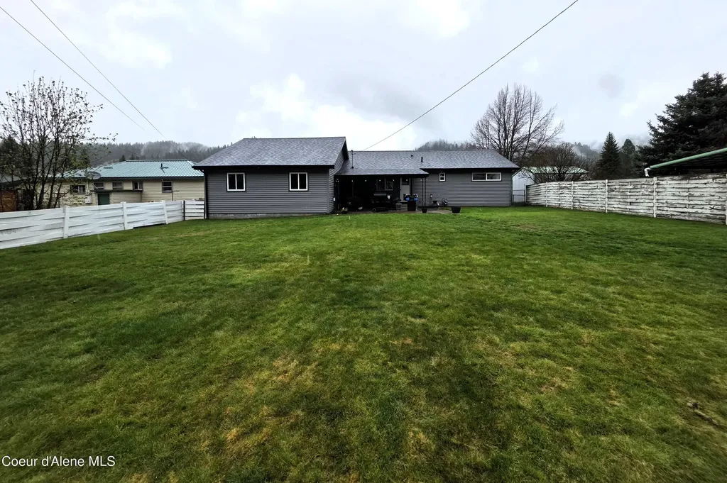 315 E Oak Avenue Osburn ID 83849