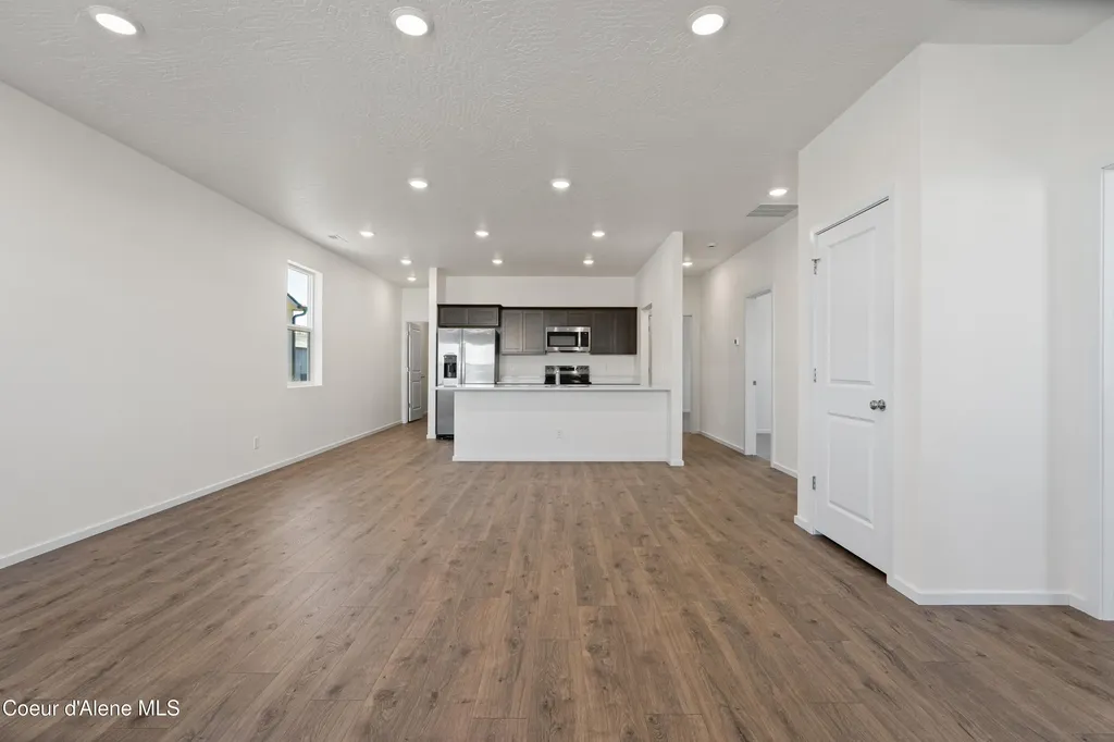 5290 E Antares Lane Post Falls ID 83854