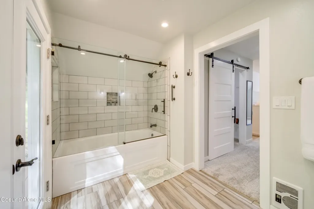 2824 E Upper Hayden Lake Road Hayden ID 83835