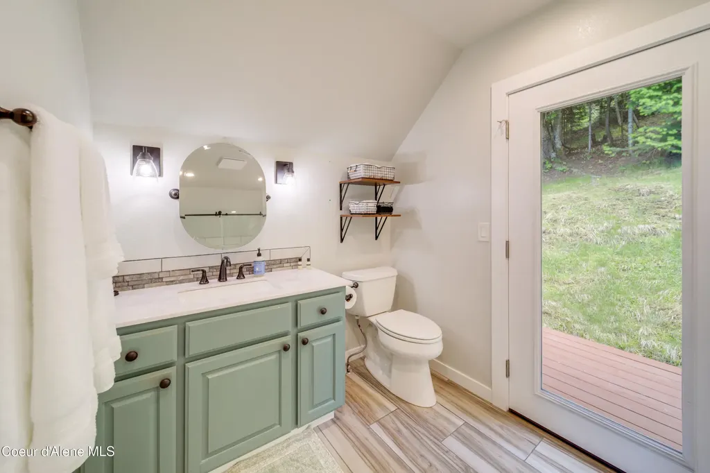 2824 E Upper Hayden Lake Road Hayden ID 83835