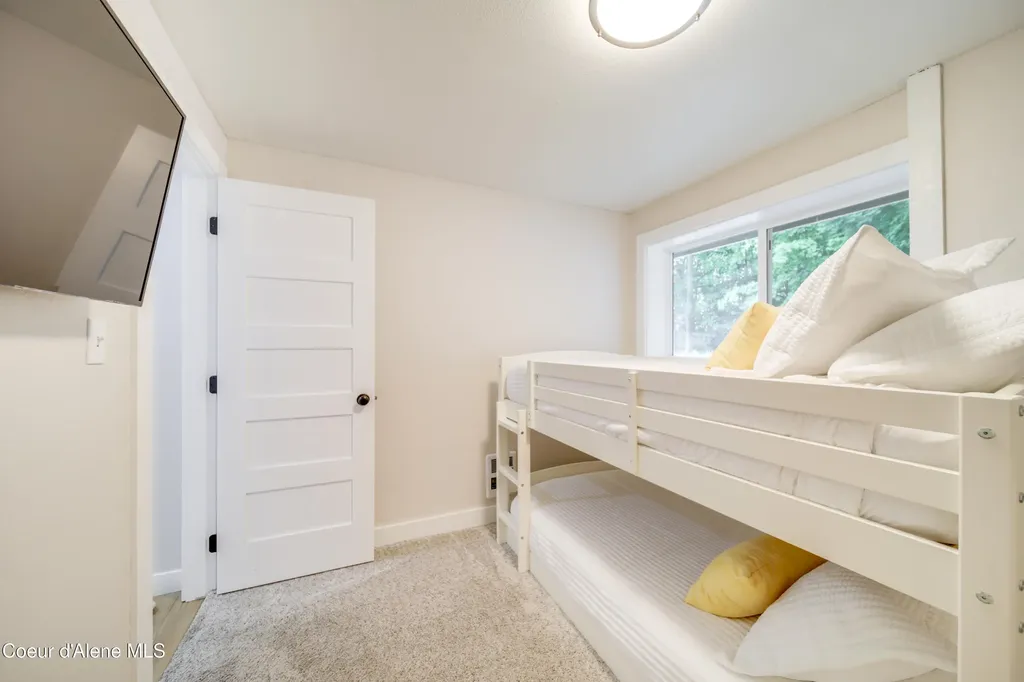 2824 E Upper Hayden Lake Road Hayden ID 83835