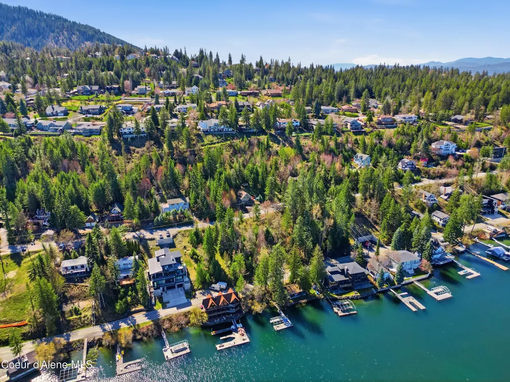 2824 E Upper Hayden Lake Road Hayden ID 83835