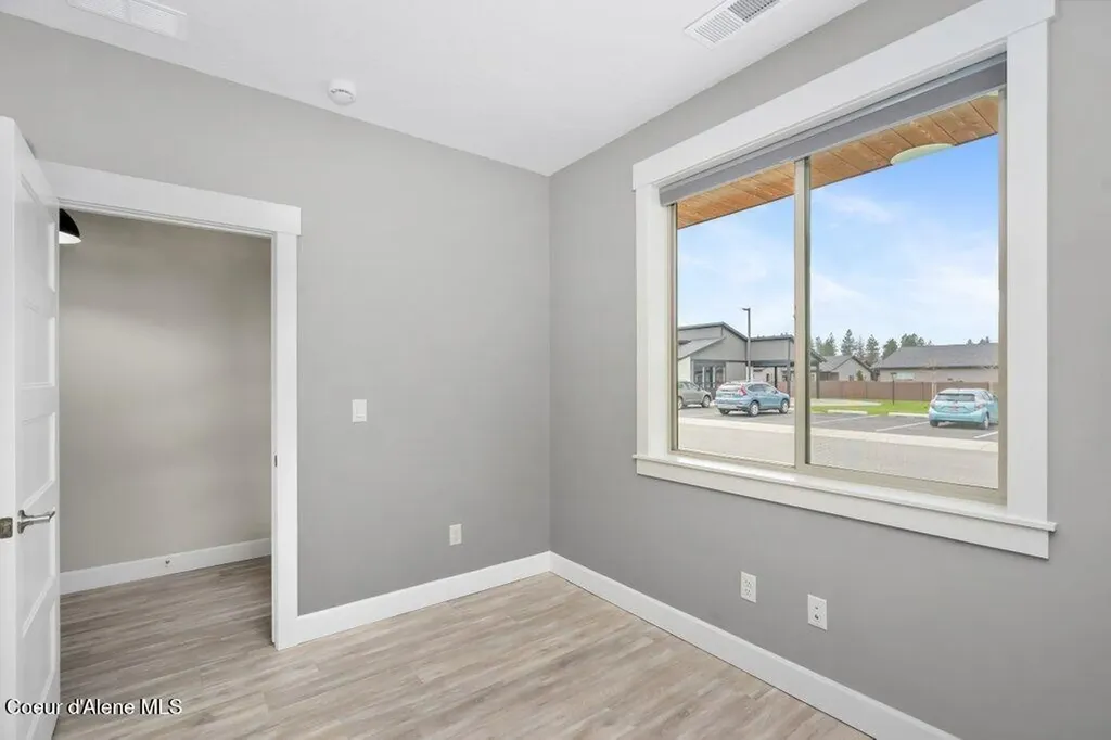 13902 N Rainier Loop Rathdrum ID 83858