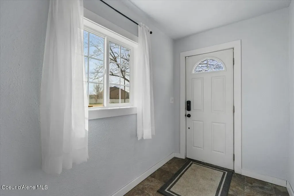 3721 N Chase Road Post Falls ID 83854