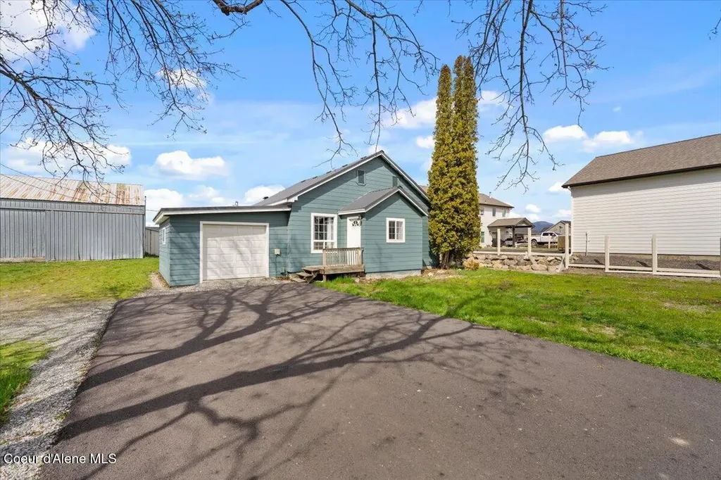 3721 N Chase Road Post Falls ID 83854