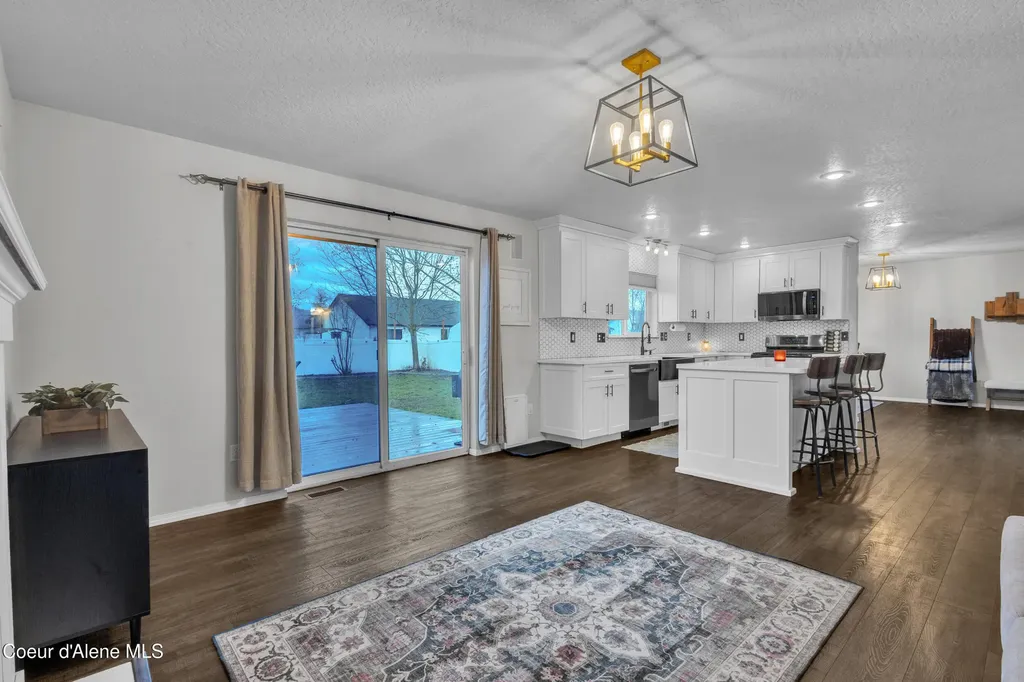 1055 E Warm Springs Avenue Post Falls ID 83854