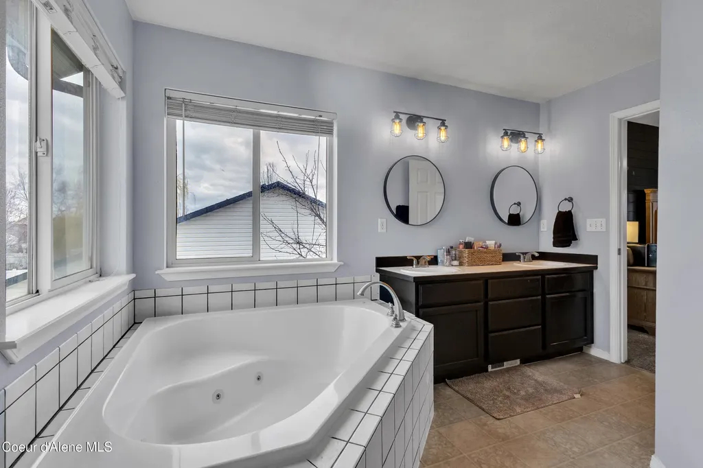 1055 E Warm Springs Avenue Post Falls ID 83854