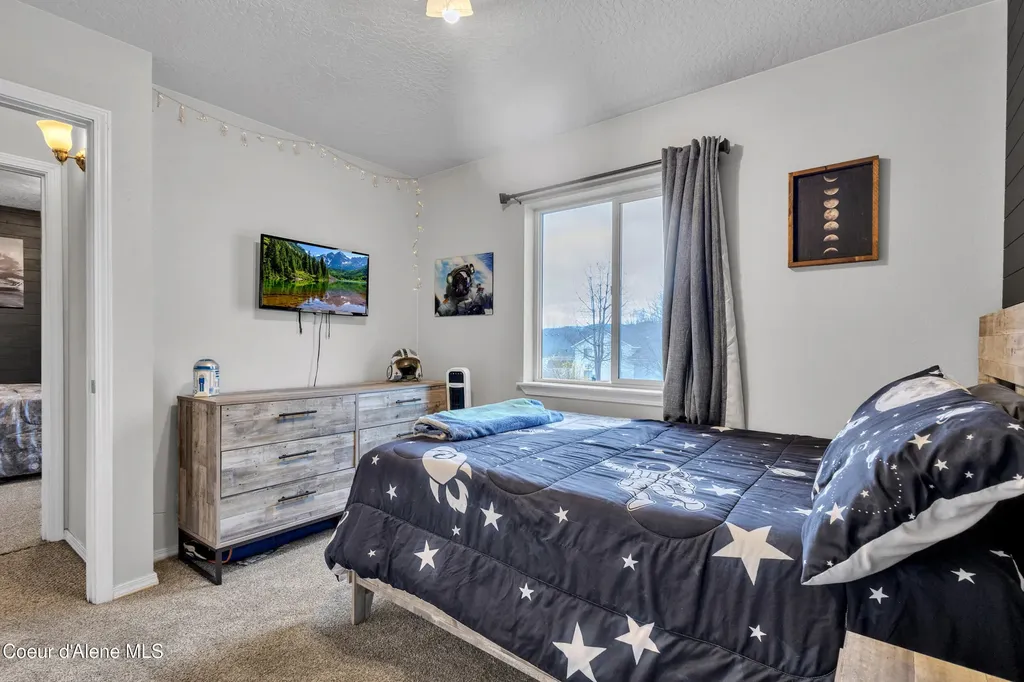 1055 E Warm Springs Avenue Post Falls ID 83854