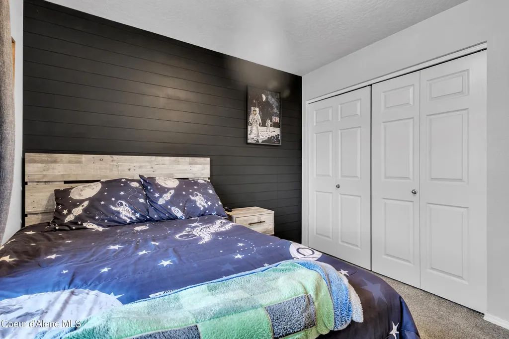1055 E Warm Springs Avenue Post Falls ID 83854